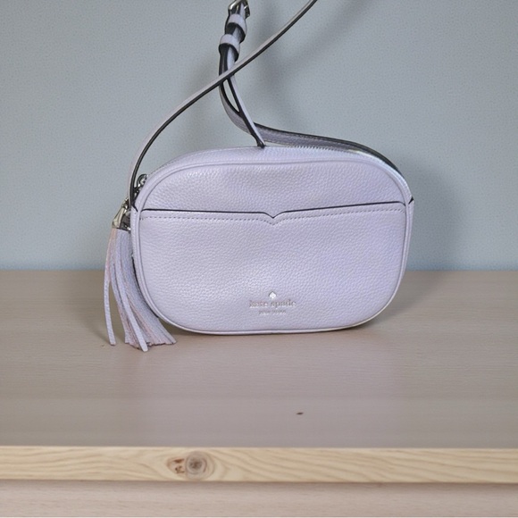 Kate Spade New York Kourtney Lilac Pebbled Leather Crossbody Bag EC - Picture 3 of 5